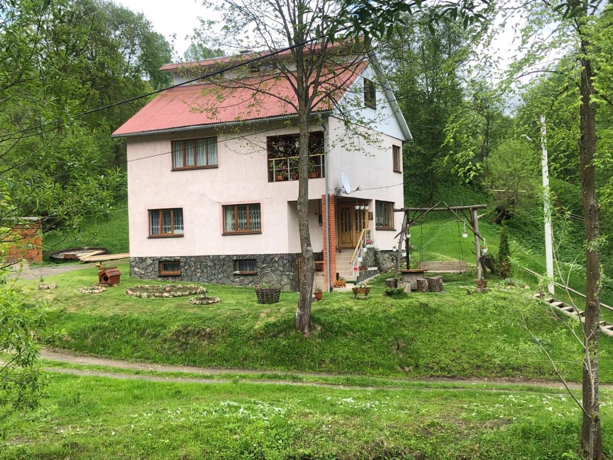 Садиба На Лужку ลาเซชชินา ภายนอก รูปภาพ